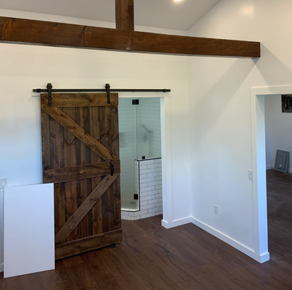 Detached ADU with modern exterior and private entrance in Riverside